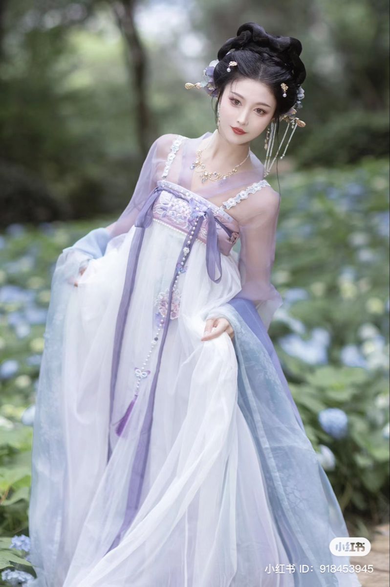The Allure of the Bridesmaid Cheongsam:A Guide to the Perfect Qipao Gown The Allure of the Bridesmaid Cheongsam:A Guide to the Perfect Qipao Gown