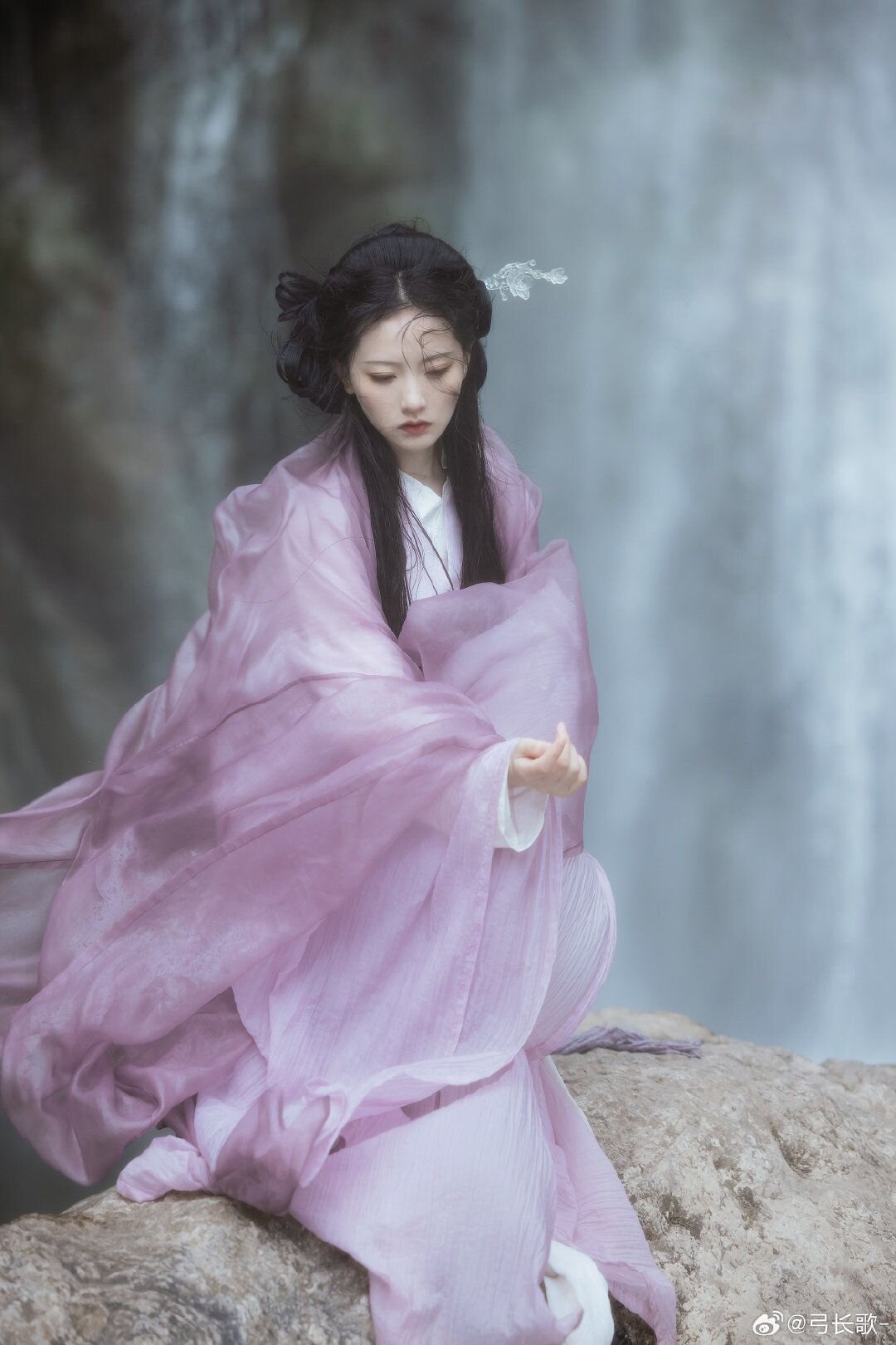 Childrens Performance Wear:The Red Zhaozhao Wish Original Hanfu Costumes Childrens Performance Wear:The Red Zhaozhao Wish Original Hanfu Costumes