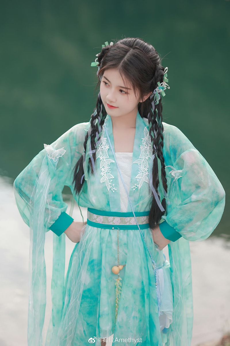 The Enchantment of Childrens Red Dress Hanfu:A Blend of Tradition and Modernity The Enchantment of Childrens Red Dress Hanfu:A Blend of Tradition and Modernity