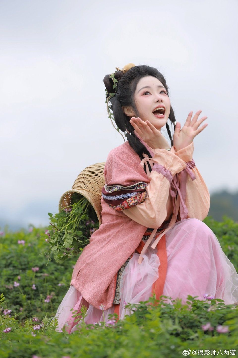 The Student in a Long-Shirt Hanfu:A Journey into Traditional Elegance The Student in a Long-Shirt Hanfu:A Journey into Traditional Elegance