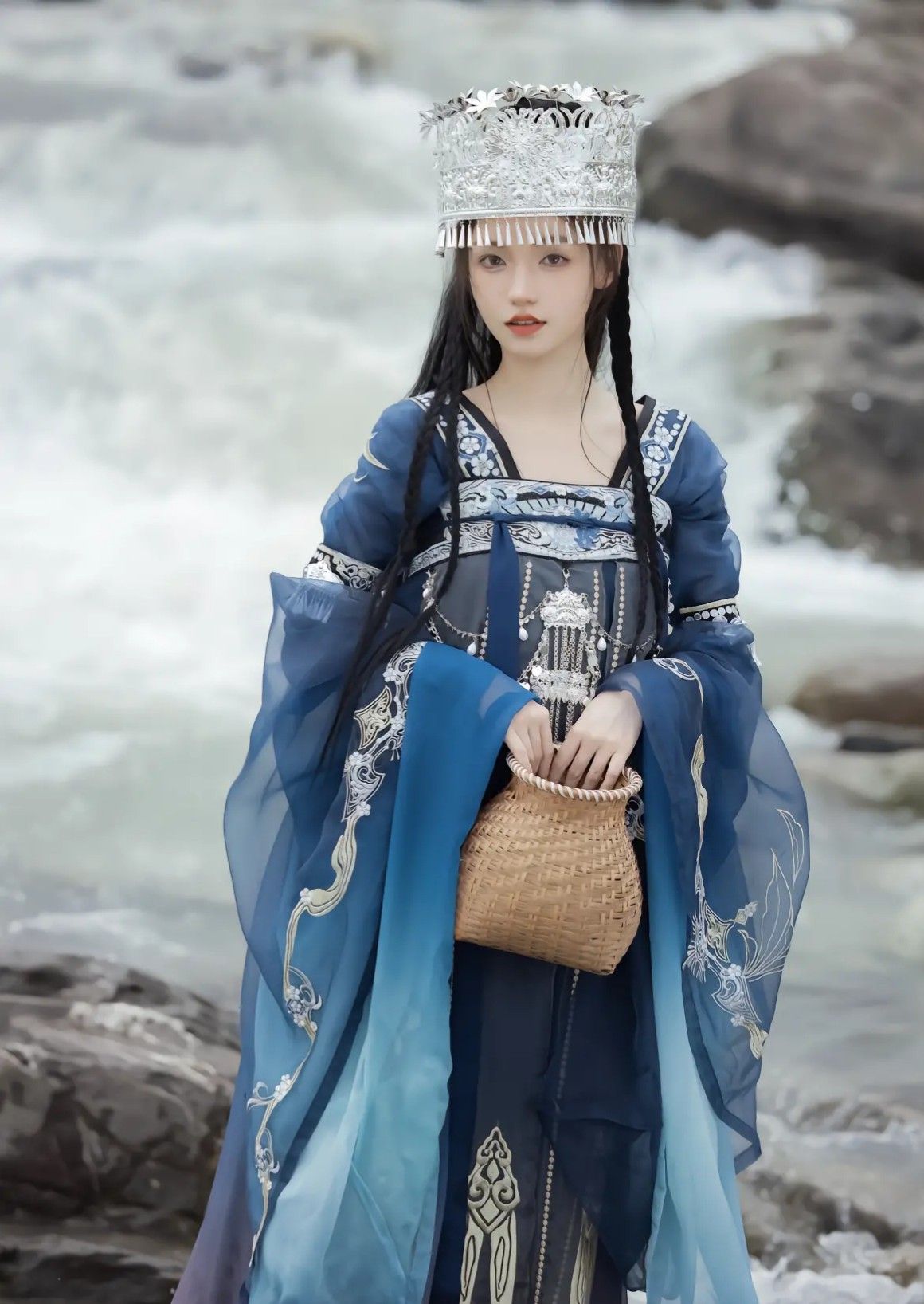 Hats for Hanfu:A Guide to Traditional Chinese Fashion Accessories Hats for Hanfu:A Guide to Traditional Chinese Fashion Accessories