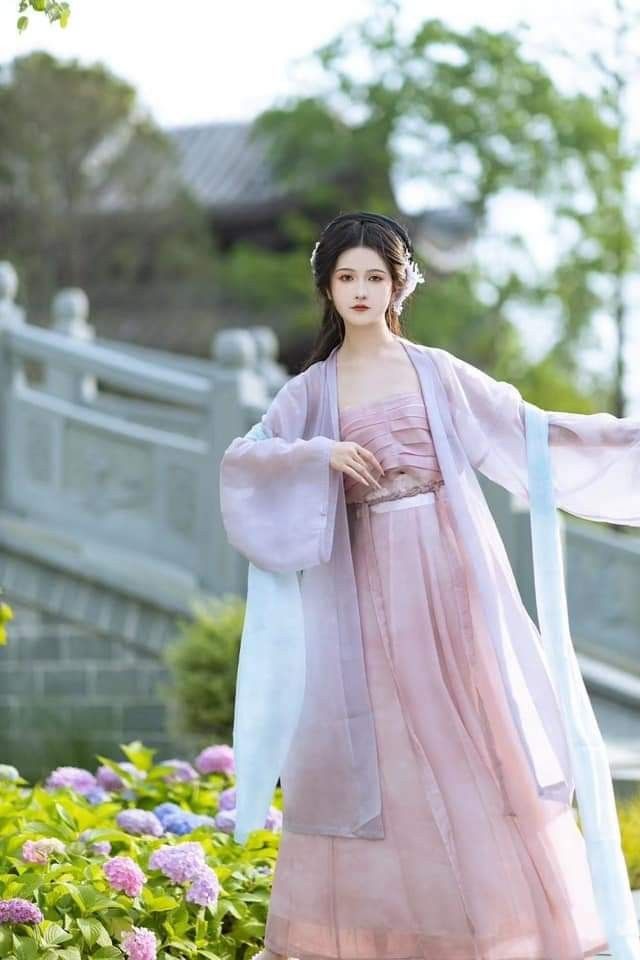 JK Hanfu and the Nine-Tailed Fox:An Exploration of Traditional Beauty and Mythical Charm JK Hanfu and the Nine-Tailed Fox:An Exploration of Traditional Beauty and Mythical Charm