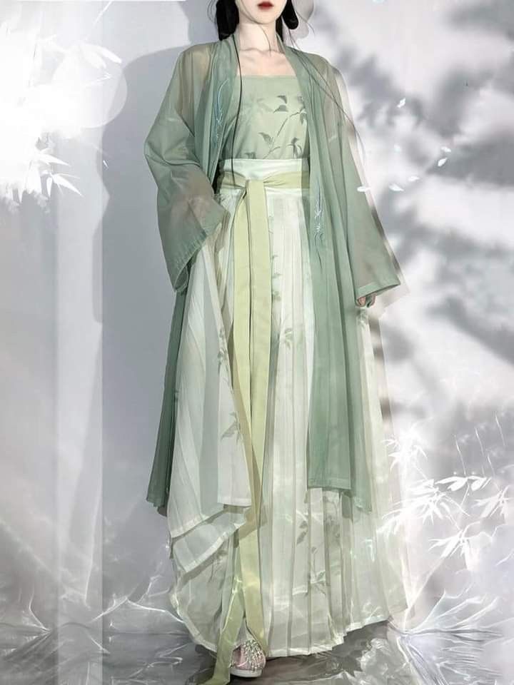 The Resurgence of Hanfu:A Closer Look at the Cultural Significance of Bai Cai Hanfu The Resurgence of Hanfu:A Closer Look at the Cultural Significance of Bai Cai Hanfu