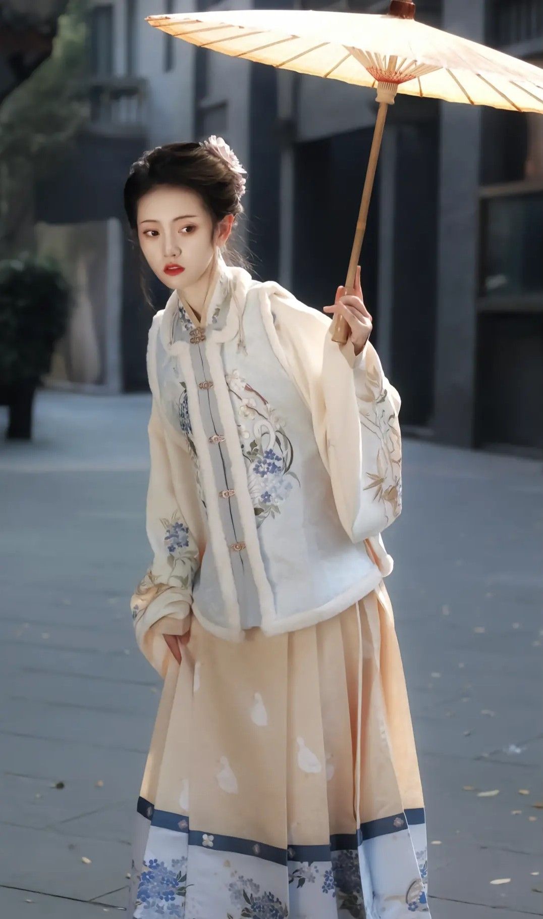 Hanfu Style Single-Shoe Girls Fashion:A Look into Traditional Chinese Childrenswear Hanfu Style Single-Shoe Girls Fashion:A Look into Traditional Chinese Childrenswear