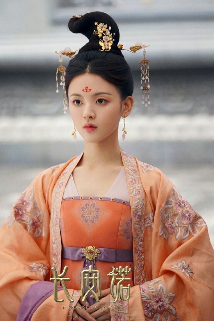 Mini-Sized Youth Fashion:Short-Style Cheongsam Revolution Mini-Sized Youth Fashion:Short-Style Cheongsam Revolution