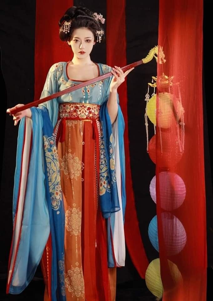 The Splendor of West China:The Mamen Quilt Skirt of the Xizhou Song The Splendor of West China:The Mamen Quilt Skirt of the Xizhou Song