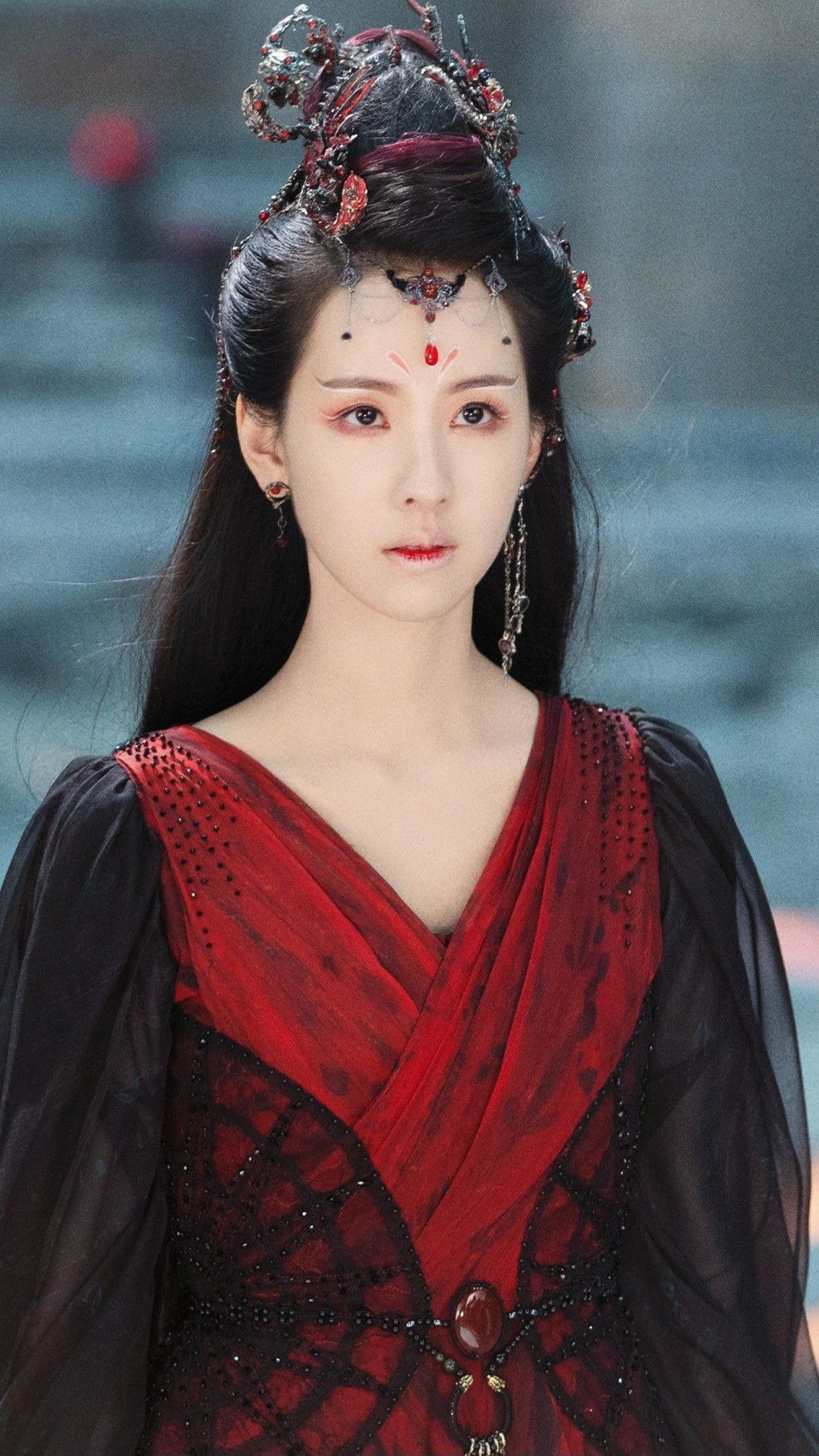 Winter Warmth in Traditional Hanfu Shoes:A Guide to Thick-Soled Hanfu Footwear for the Cold Season Winter Warmth in Traditional Hanfu Shoes:A Guide to Thick-Soled Hanfu Footwear for the Cold Season