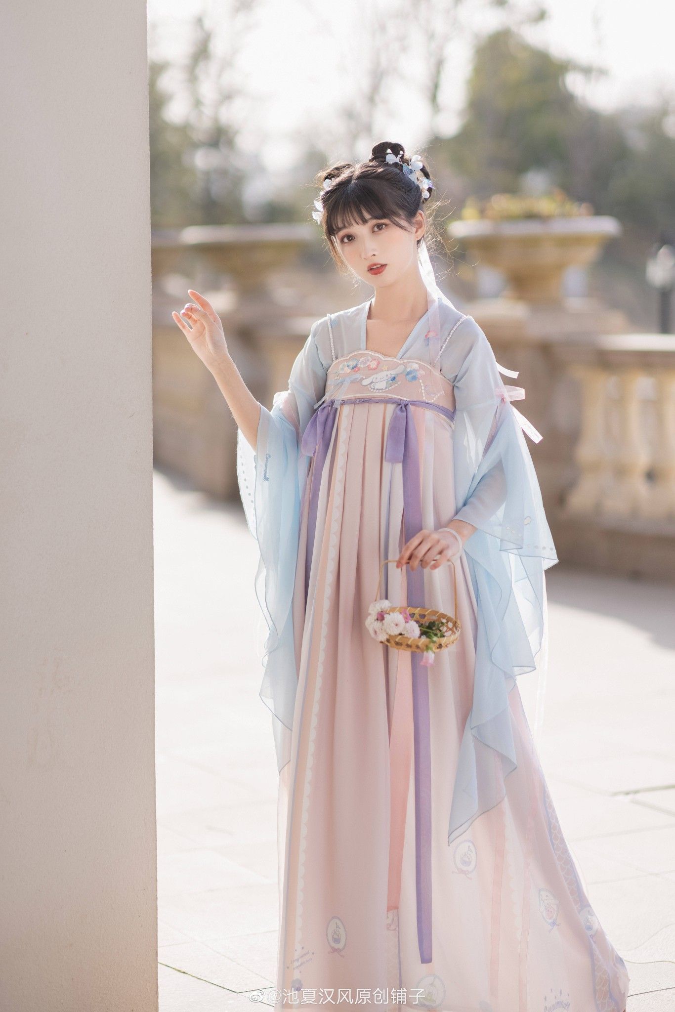 Longdi Cheongsam Flagship Store:A Glimpse into Traditional Elegance Longdi Cheongsam Flagship Store:A Glimpse into Traditional Elegance