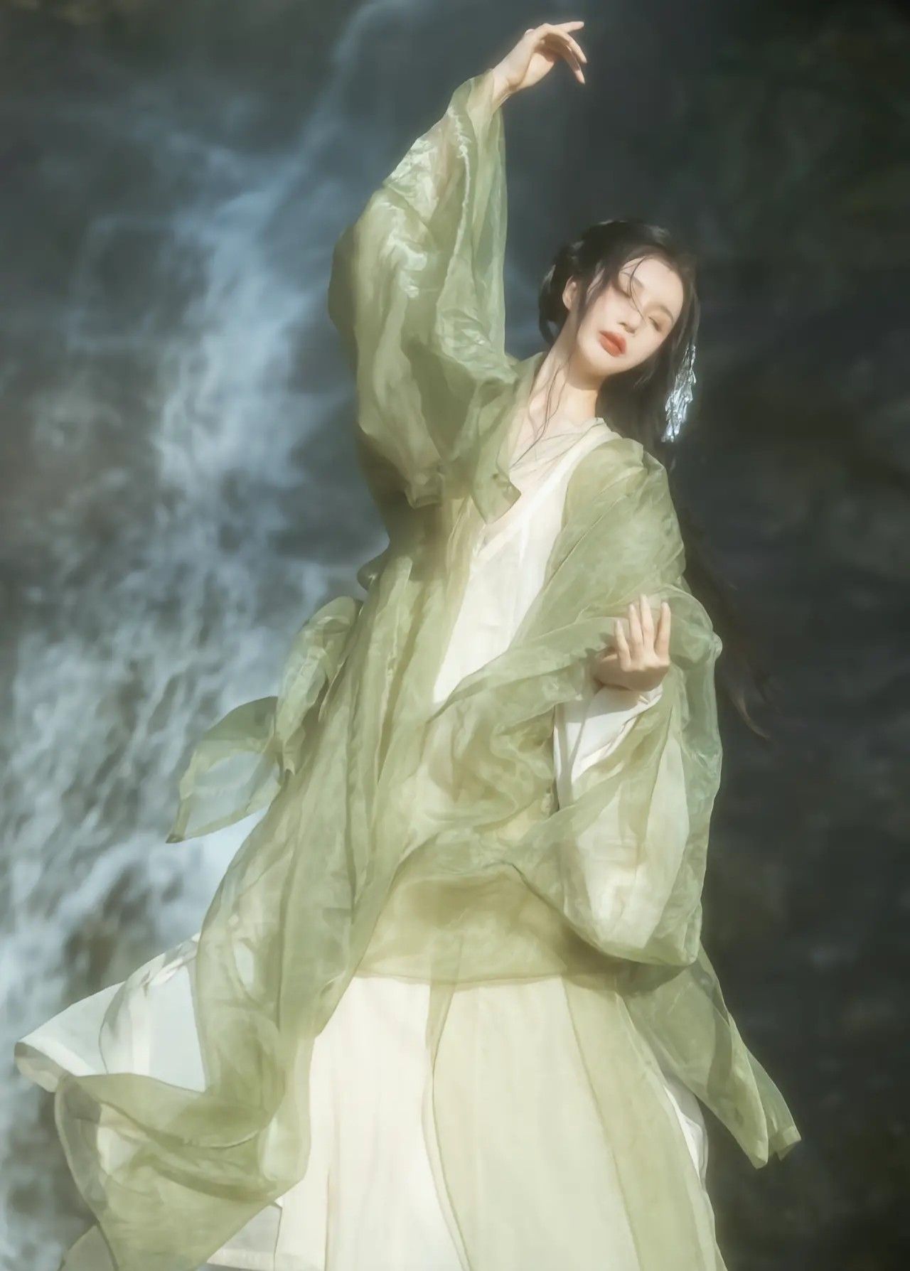 The Charm of Song Dynasty Hanfu Horse-Face Skirt:A Journey into Traditional Chinese Clothing The Charm of Song Dynasty Hanfu Horse-Face Skirt:A Journey into Traditional Chinese Clothing