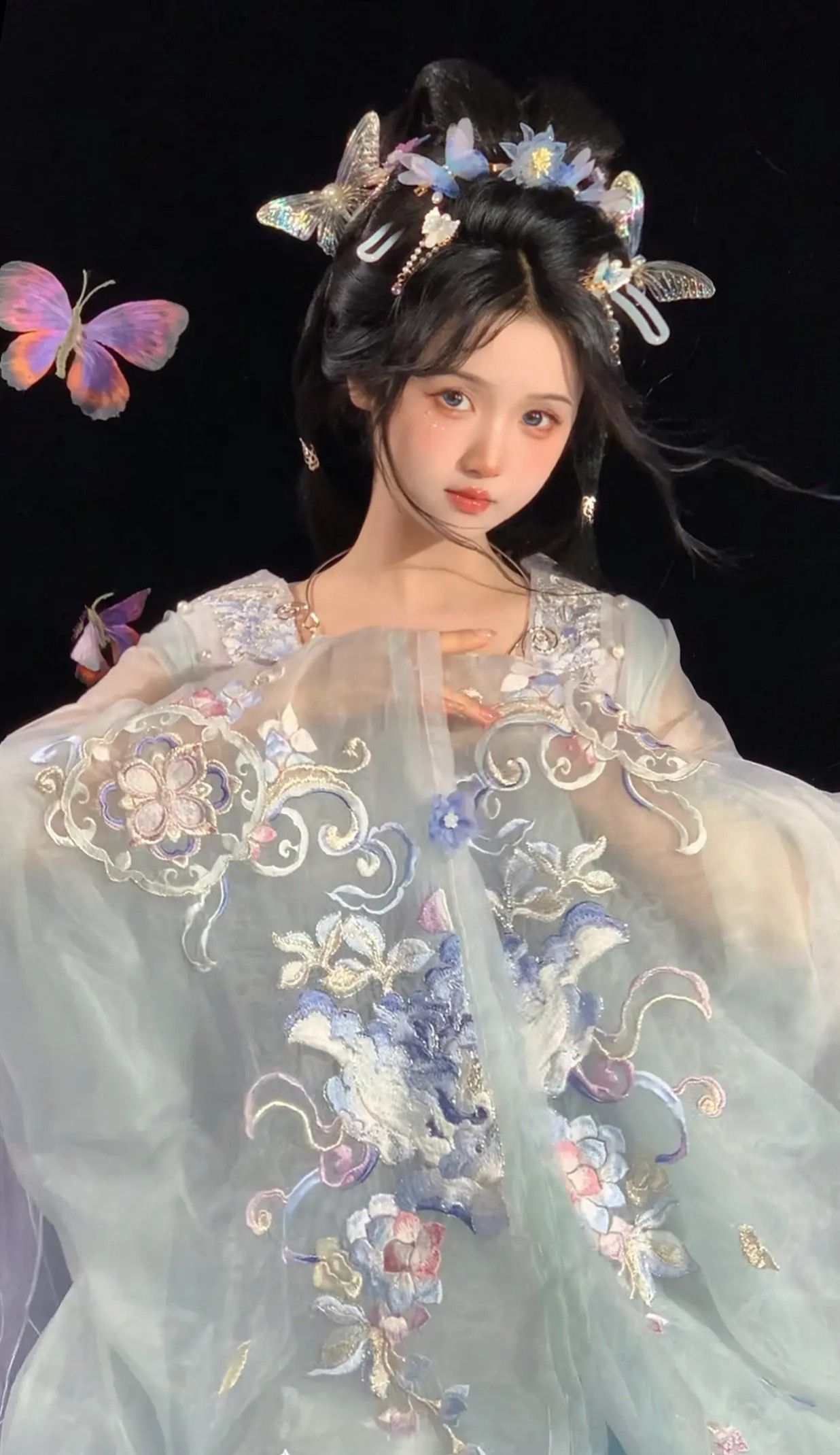 The Splendor of Hanfu:A Girls Journey into the World of Red Hanfu Traditional Clothing The Splendor of Hanfu:A Girls Journey into the World of Red Hanfu Traditional Clothing