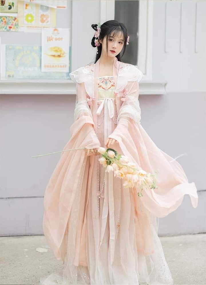 Winter Hanfu Fashion for a 7-Year-Old Girl Winter Hanfu Fashion for a 7-Year-Old Girl