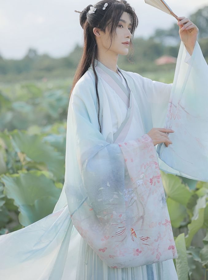 The Rise of Neo-Chinese Red Horseback Skirt:A Blend of Tradition and Modernity The Rise of Neo-Chinese Red Horseback Skirt:A Blend of Tradition and Modernity
