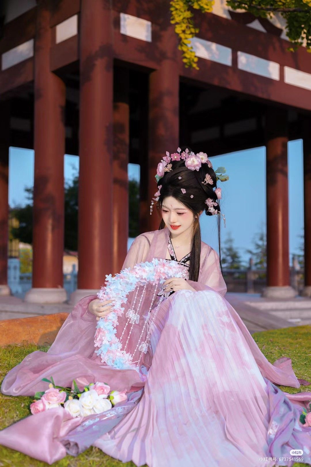 Traditional Hanfu Footwear:Exploring the Evolution of Hanfu Shoes Traditional Hanfu Footwear:Exploring the Evolution of Hanfu Shoes