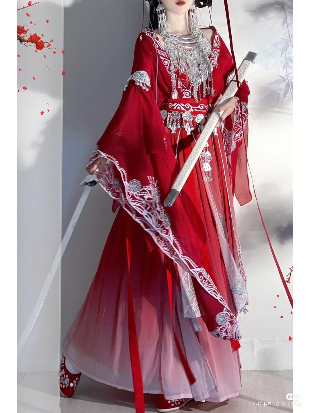 Embracing Traditional Elegance:The Rise of Chinese-Style Tangsuits with Exquisite Embroidery Embracing Traditional Elegance:The Rise of Chinese-Style Tangsuits with Exquisite Embroidery