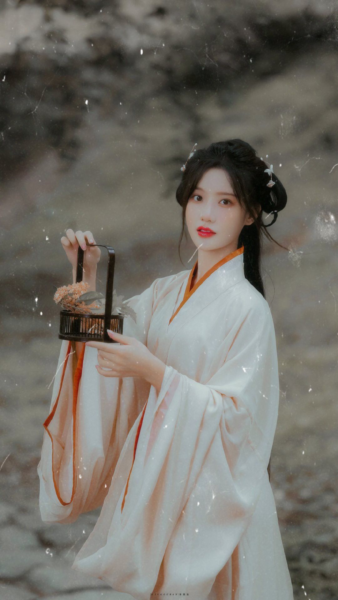Affordable Hanfu Fashion:A Fairy-like Essence Affordable Hanfu Fashion:A Fairy-like Essence
