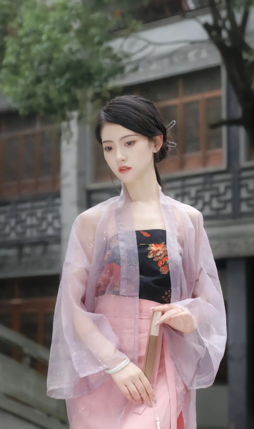 Hanfu Blind Box:A Womans Qiyao Style Journey Hanfu Blind Box:A Womans Qiyao Style Journey