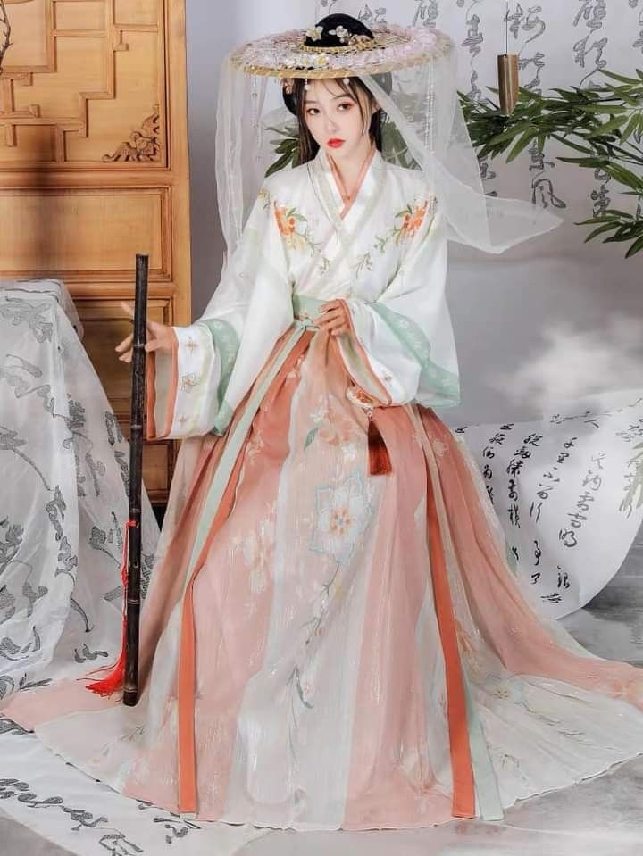 The Elegance of Cheongsam-Style Blouses:A Journey into Traditional Chinese Fashion The Elegance of Cheongsam-Style Blouses:A Journey into Traditional Chinese Fashion