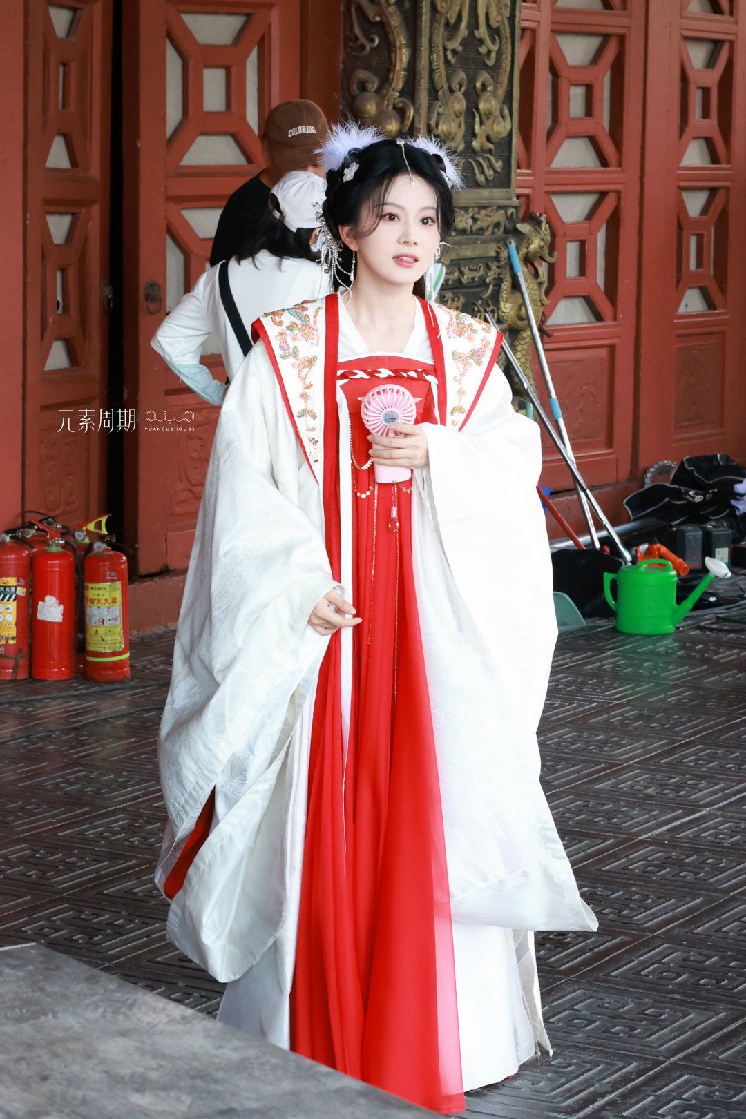 The Rise of Plus-Size Tang Zhuang:Embracing Traditional Elegance in Modern Comfort The Rise of Plus-Size Tang Zhuang:Embracing Traditional Elegance in Modern Comfort