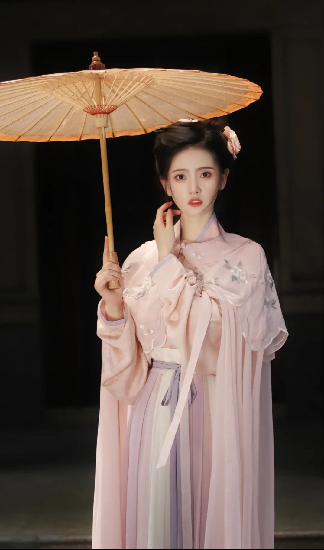 Childrens Cheongsam for Summer:A 9-Year-Olds Fashion Statement Childrens Cheongsam for Summer:A 9-Year-Olds Fashion Statement
