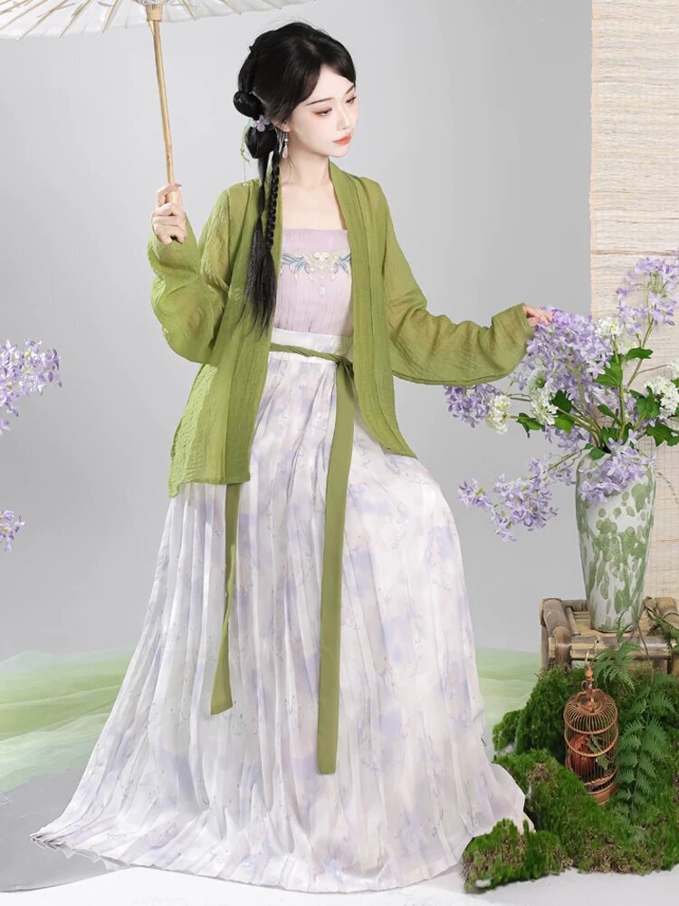 The Enchanting Tale of a Little Girls Hanfu Lolita Princess Dress The Enchanting Tale of a Little Girls Hanfu Lolita Princess Dress