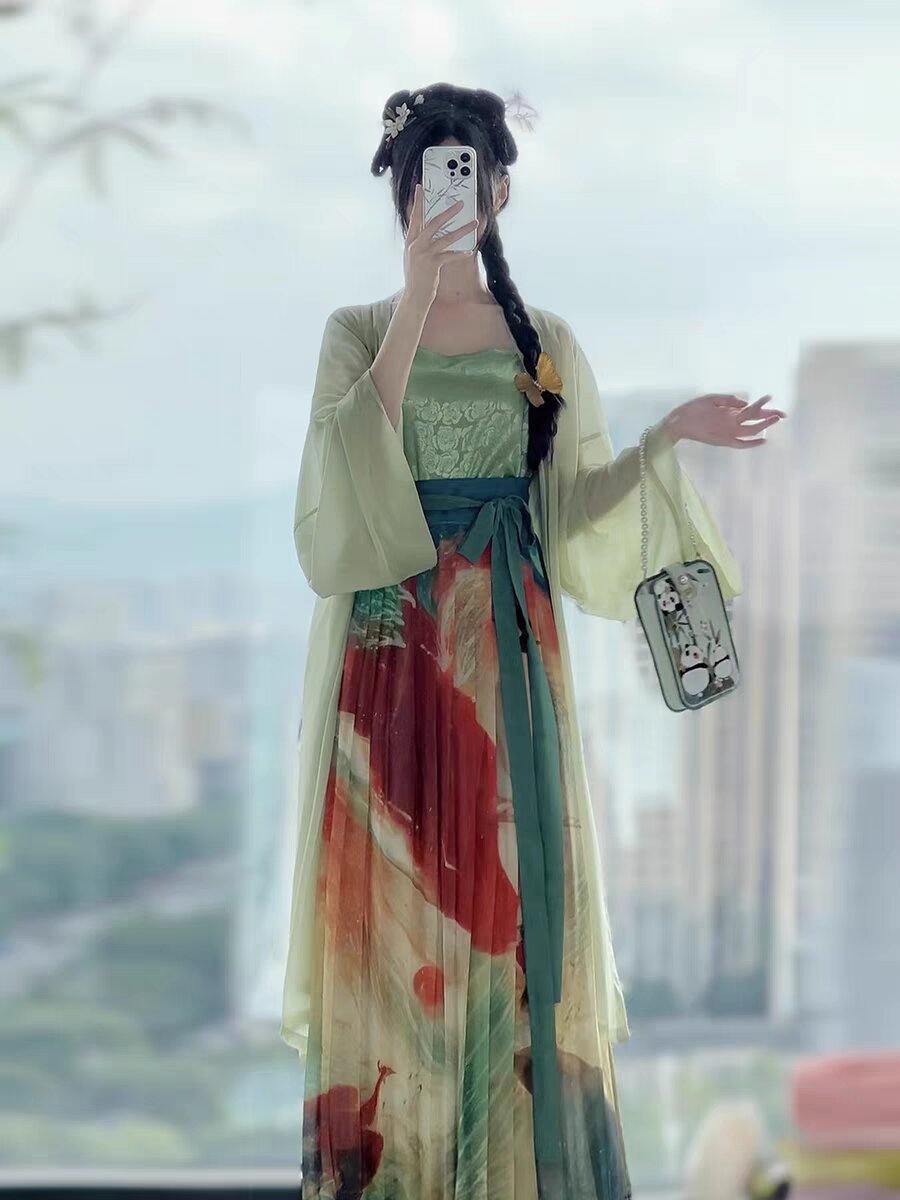 Pink Shrimp Short-sleeved Hanfu Fashion:An Insight into Traditional Chinese Elegance Pink Shrimp Short-sleeved Hanfu Fashion:An Insight into Traditional Chinese Elegance