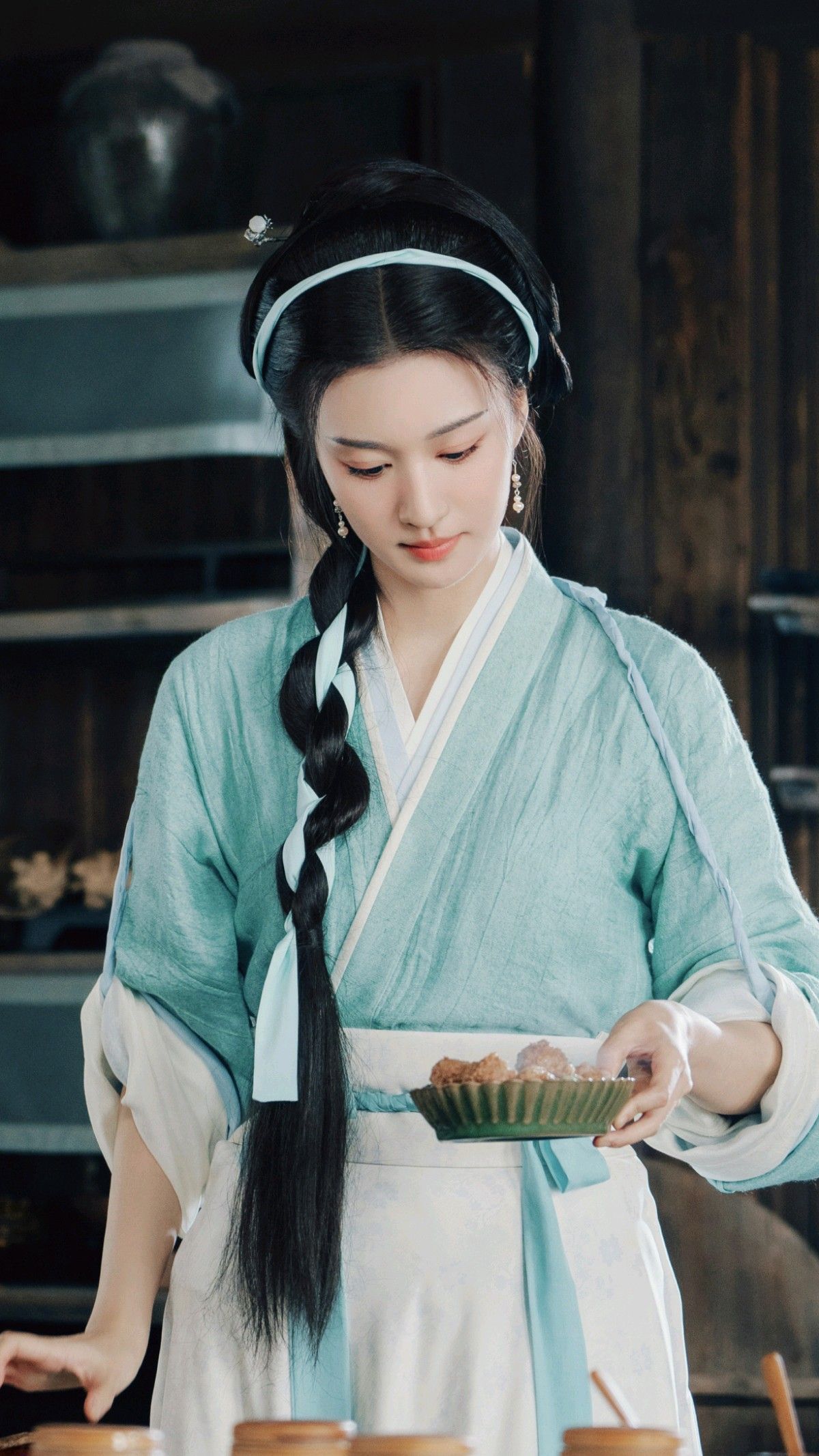 Giant-Size Ma Mian Skirt for a 300-Pound Body:A Detailed Exploration Giant-Size Ma Mian Skirt for a 300-Pound Body:A Detailed Exploration