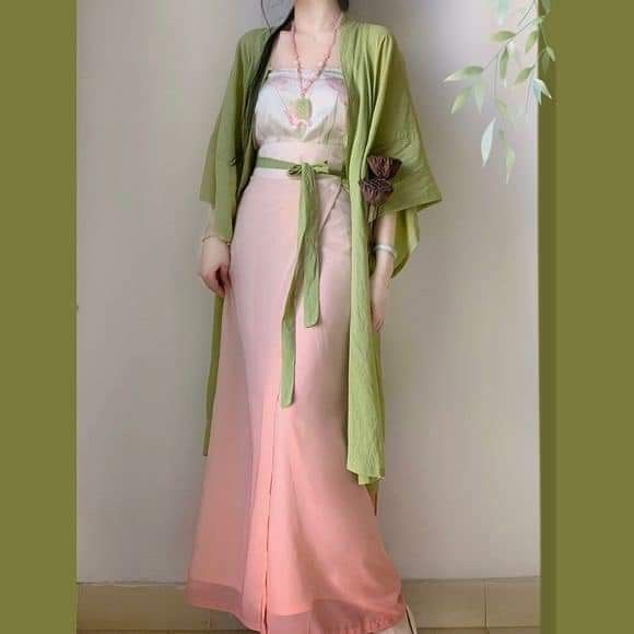 A Guide to Stylish Cotton Cheongsam Underskirts as Inner Wear A Guide to Stylish Cotton Cheongsam Underskirts as Inner Wear