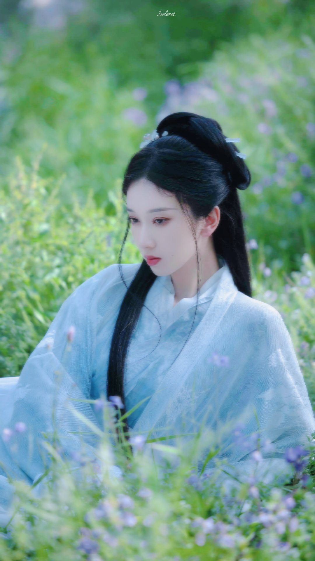 Girls Winter Festival Outfit:A Guide to the Traditional Horseface Skirt for Chinese New Year Girls Winter Festival Outfit:A Guide to the Traditional Horseface Skirt for Chinese New Year