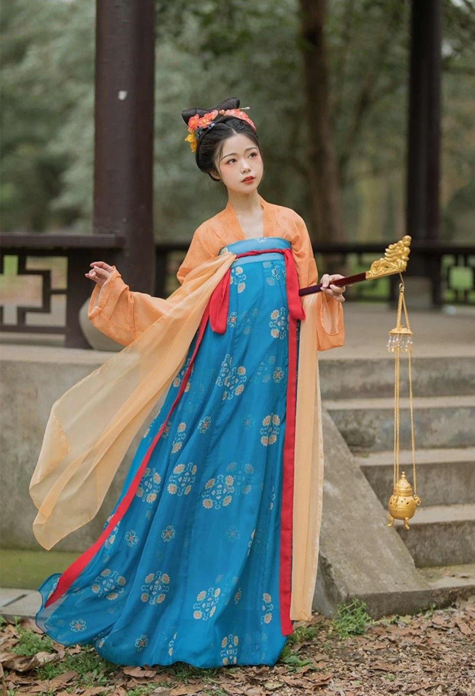 Blooming Deities:Original Hanfu Unstained in the Flower Realm Blooming Deities:Original Hanfu Unstained in the Flower Realm