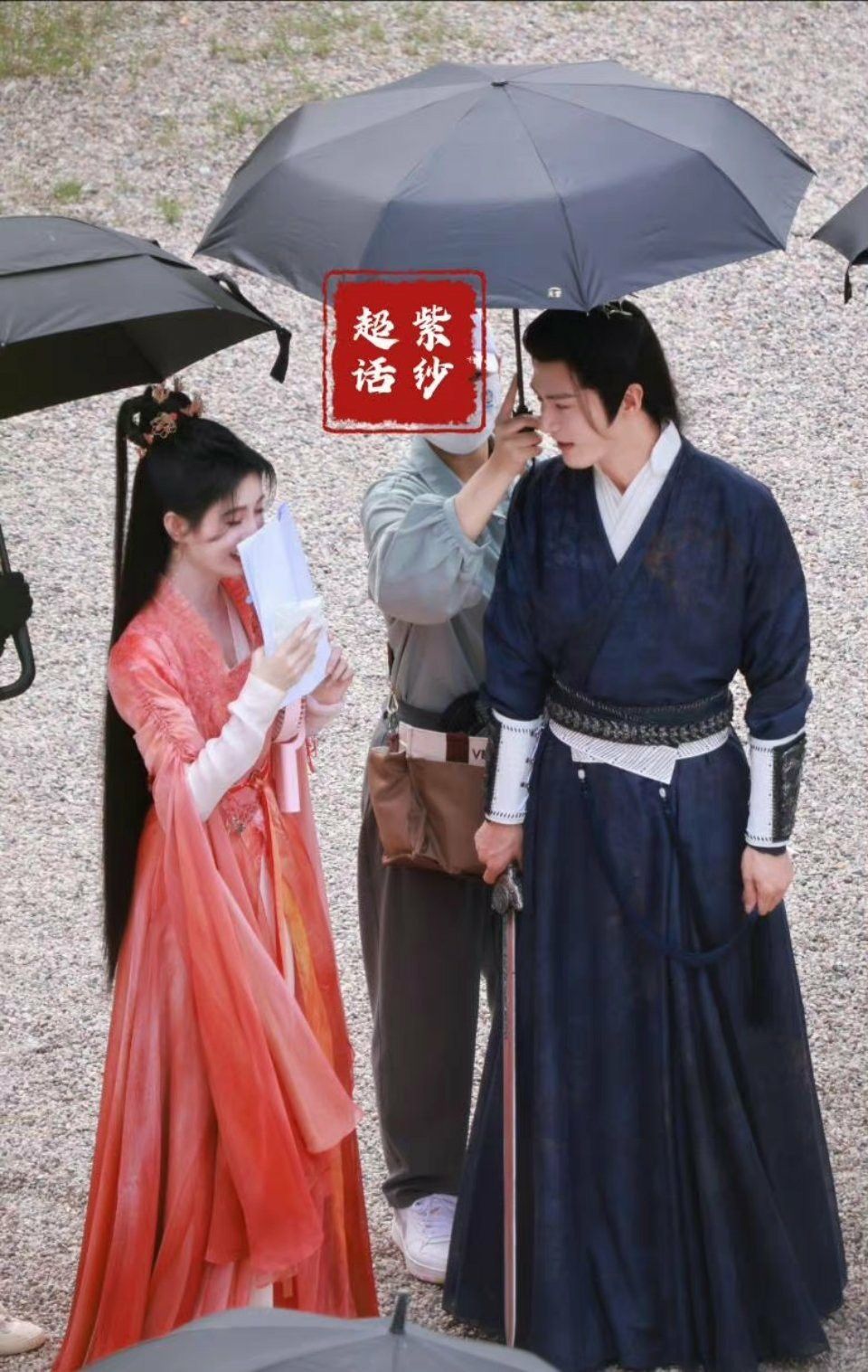 Recycling Revolution:The Rise of Hanfu Made from Garbage Bags Recycling Revolution:The Rise of Hanfu Made from Garbage Bags