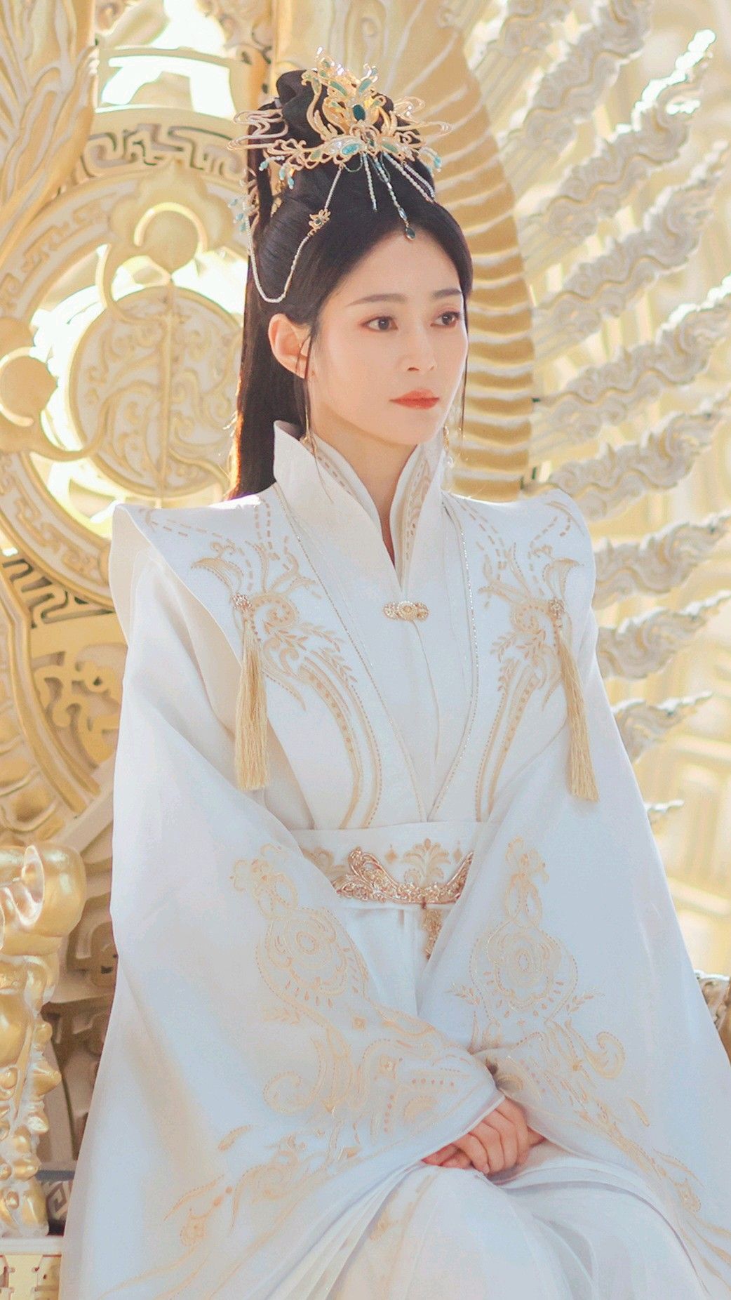 The Splendor of Shangchun Mountains Cheongsam:A Cultural Journey The Splendor of Shangchun Mountains Cheongsam:A Cultural Journey