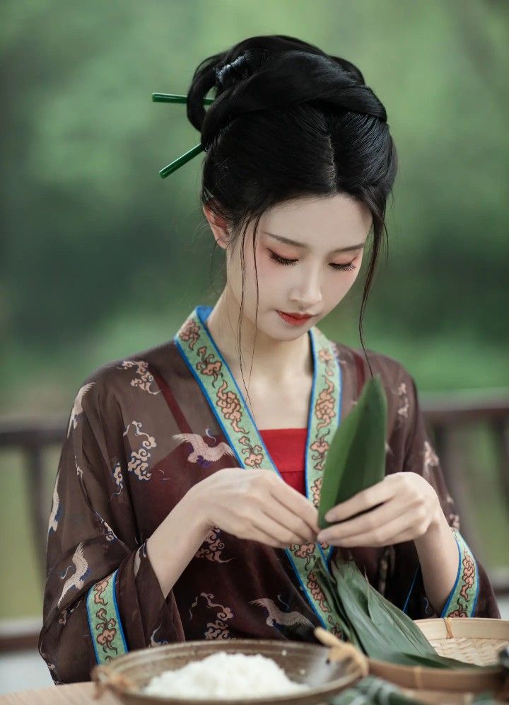 Full Set of Authentic Hanfu Traditional Four-Piece Package