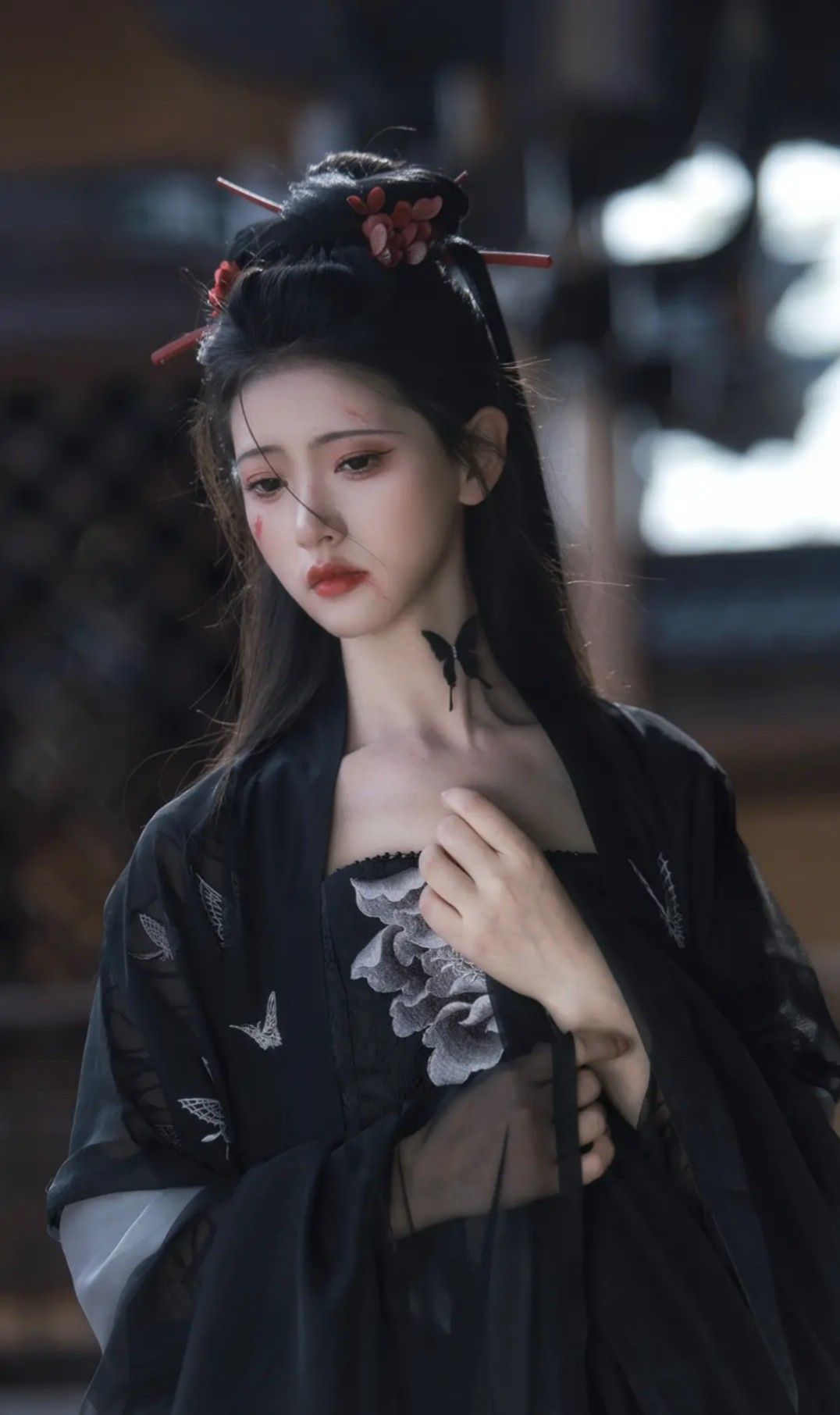 The Enchantment of Red Chinese-Style Cheongsam:A Cultural Icon of Elegance and Tradition The Enchantment of Red Chinese-Style Cheongsam:A Cultural Icon of Elegance and Tradition