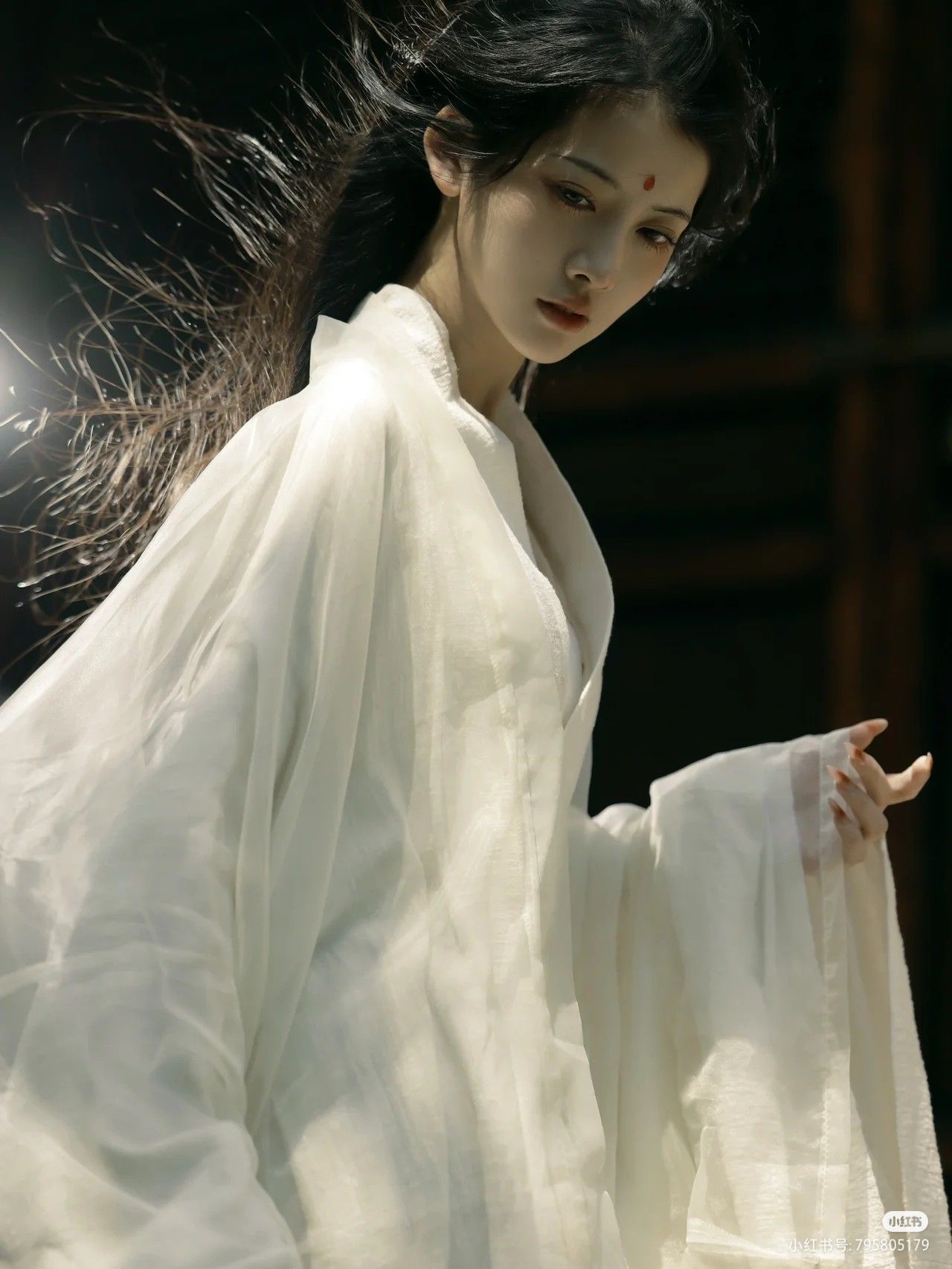The Evolution of Hair Buns and Hanfu:A Journey Through Traditional Chinese Fashion The Evolution of Hair Buns and Hanfu:A Journey Through Traditional Chinese Fashion