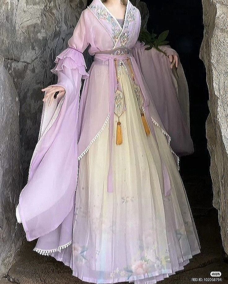 Winter Hanfu Horseback Skirt for Little Girls:A Guide to Traditional Elegance Winter Hanfu Horseback Skirt for Little Girls:A Guide to Traditional Elegance