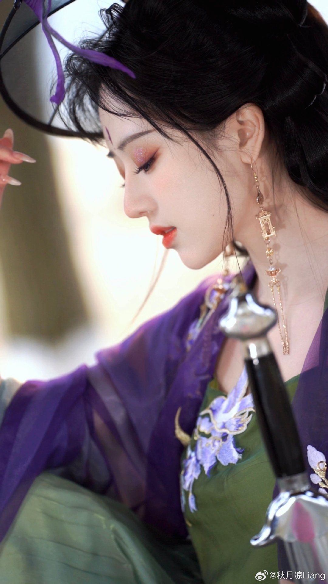 Enhanced Bridal Gowns and Qipao:The Evolution of Traditional Chinese Wedding Attire Enhanced Bridal Gowns and Qipao:The Evolution of Traditional Chinese Wedding Attire