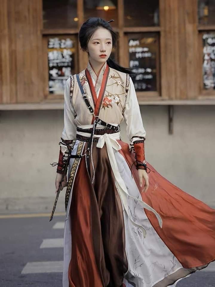 The Ethereal Warriors and the Splendor of Hanfu:A Journey into Chinese Cultural Splendor The Ethereal Warriors and the Splendor of Hanfu:A Journey into Chinese Cultural Splendor