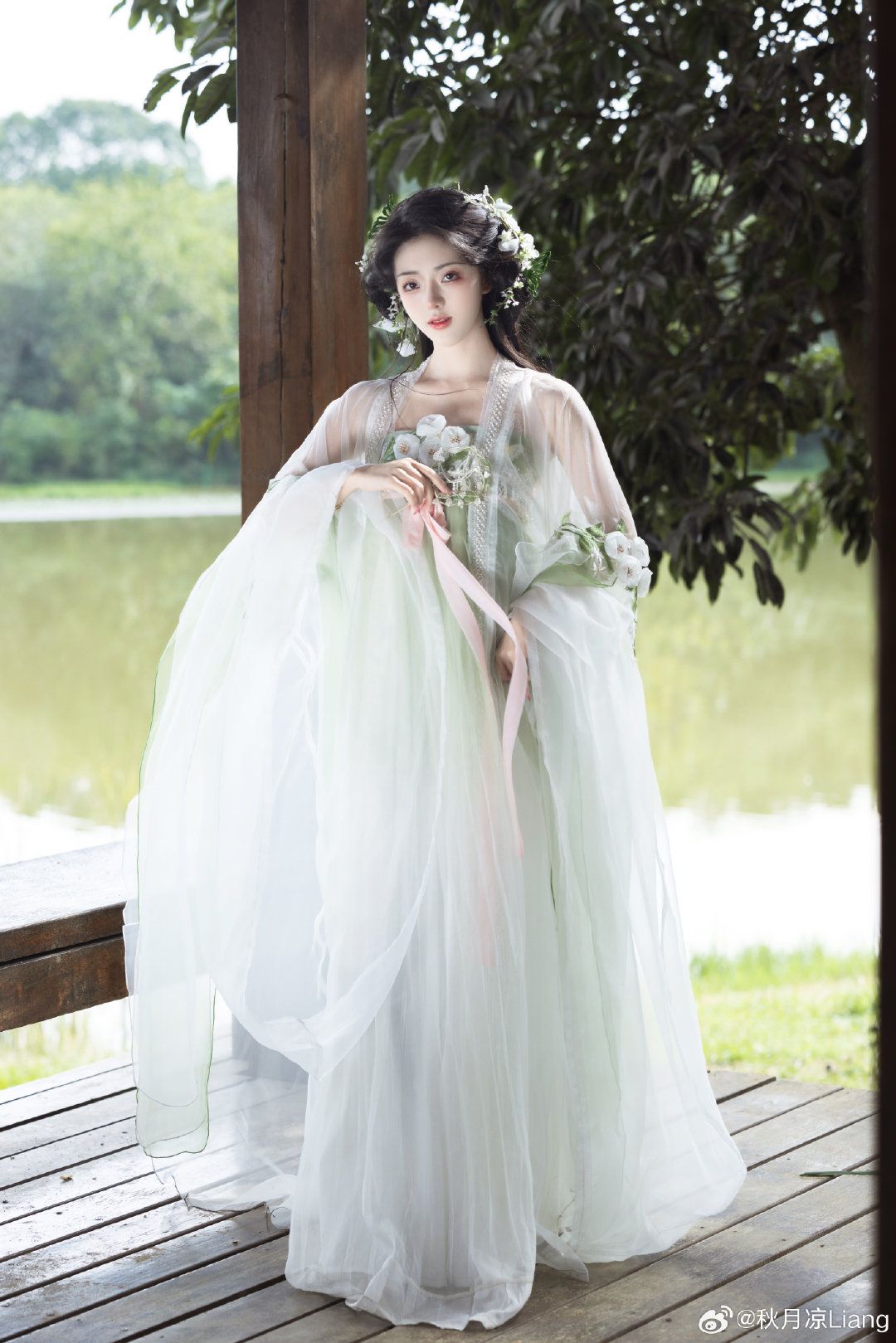 Winter Childrens Hanfu Fashion:A仙风道骨的 Journey Winter Childrens Hanfu Fashion:A仙风道骨的 Journey