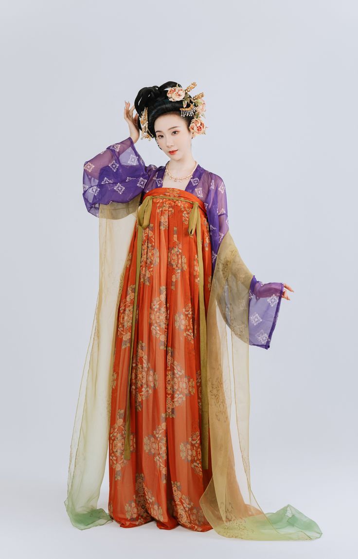 The Elegance of a Black Cheongsam for the Joyous Mother-in-Law The Elegance of a Black Cheongsam for the Joyous Mother-in-Law