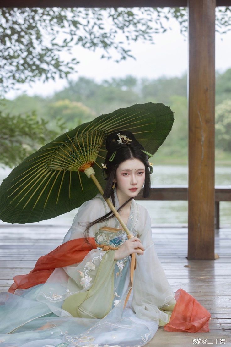 Summer Shoe Styles to Match Your Qipao:A Guide to Feminine Footwear Elegance Summer Shoe Styles to Match Your Qipao:A Guide to Feminine Footwear Elegance