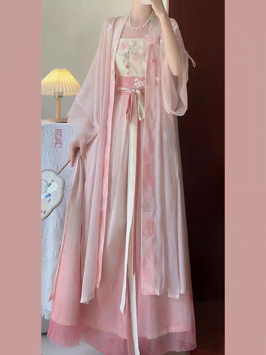 Chinese-Style Hanfu Fashion Hair Clips:The New Internet-Sensation Trend Chinese-Style Hanfu Fashion Hair Clips:The New Internet-Sensation Trend