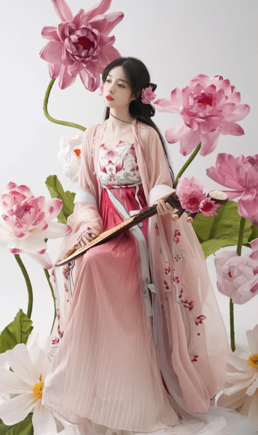 Daily Wear of Hanfu Han Chinese Traditional Clothing)in a Tang Dynasty Style for Young Girls Daily Wear of Hanfu Han Chinese Traditional Clothing)in a Tang Dynasty Style for Young Girls