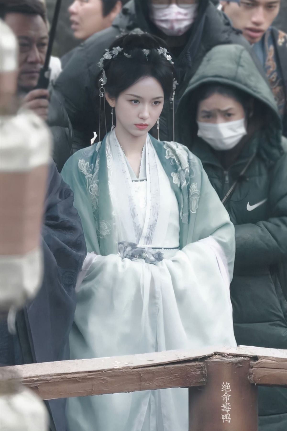 Reimagining Hanfu Fashion for Modern Womens Winter Wear Reimagining Hanfu Fashion for Modern Womens Winter Wear