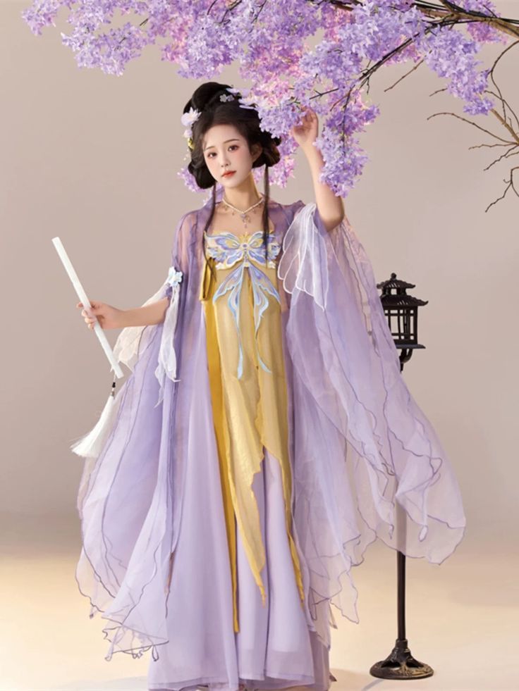 Authentic Hanfu Summer女装 for 12-Year-Old Girls:A Spotlight on Hanfu Fashion Authentic Hanfu Summer女装 for 12-Year-Old Girls:A Spotlight on Hanfu Fashion