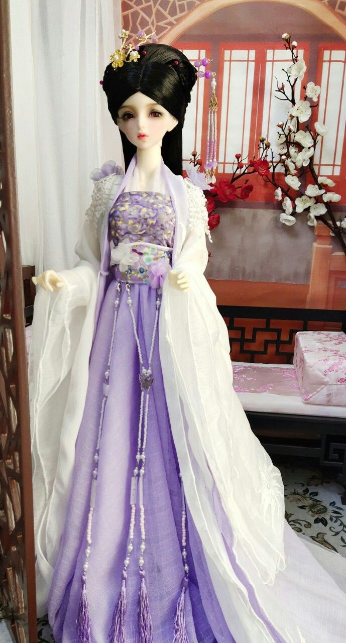 Embracing the Charm of Cheongsam:A Tale for Petite Women Embracing the Charm of Cheongsam:A Tale for Petite Women