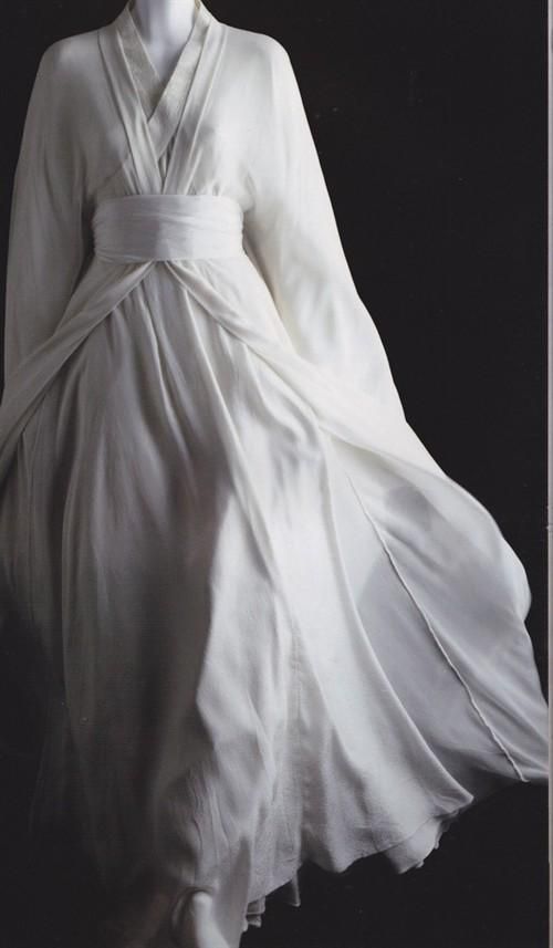 Chiffon Hanfu Dress:A Blend of Traditional Elegance and Modern Charm Chiffon Hanfu Dress:A Blend of Traditional Elegance and Modern Charm