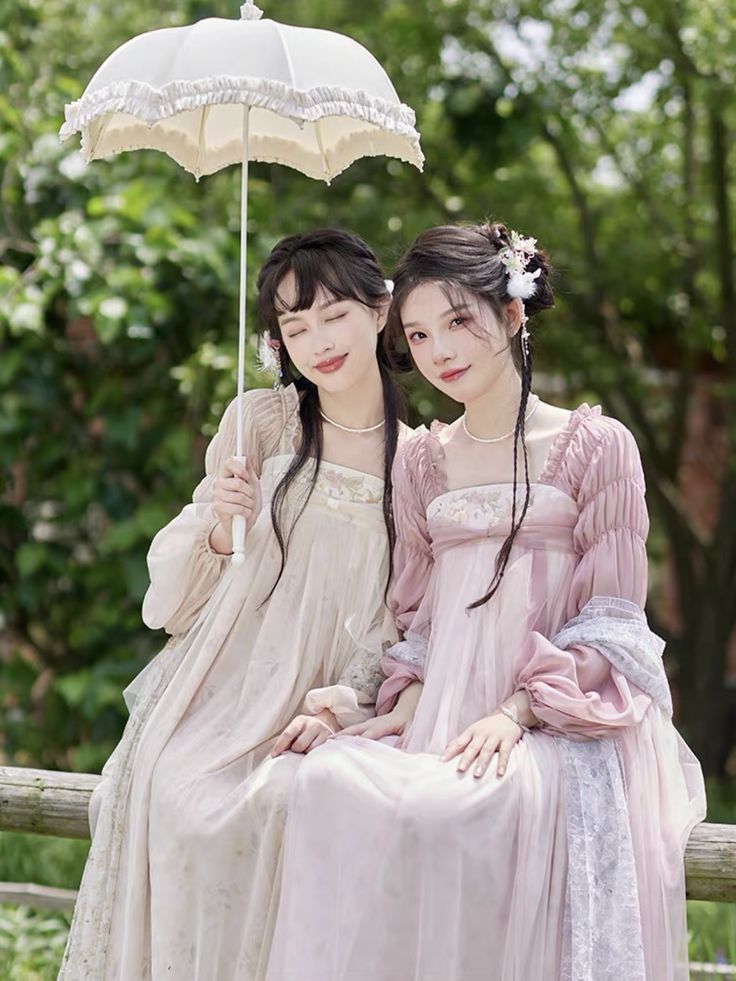 The Elegant Combination of Horseface Skirt and Xiaoxiang Style The Elegant Combination of Horseface Skirt and Xiaoxiang Style
