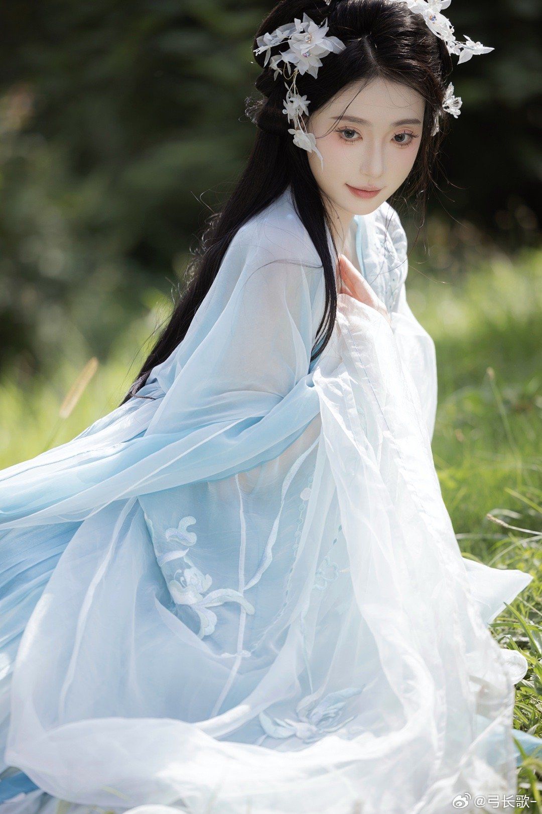 Traditional Chinese-Style Womens Cotton Clothing with Tangzhuang Elements Traditional Chinese-Style Womens Cotton Clothing with Tangzhuang Elements