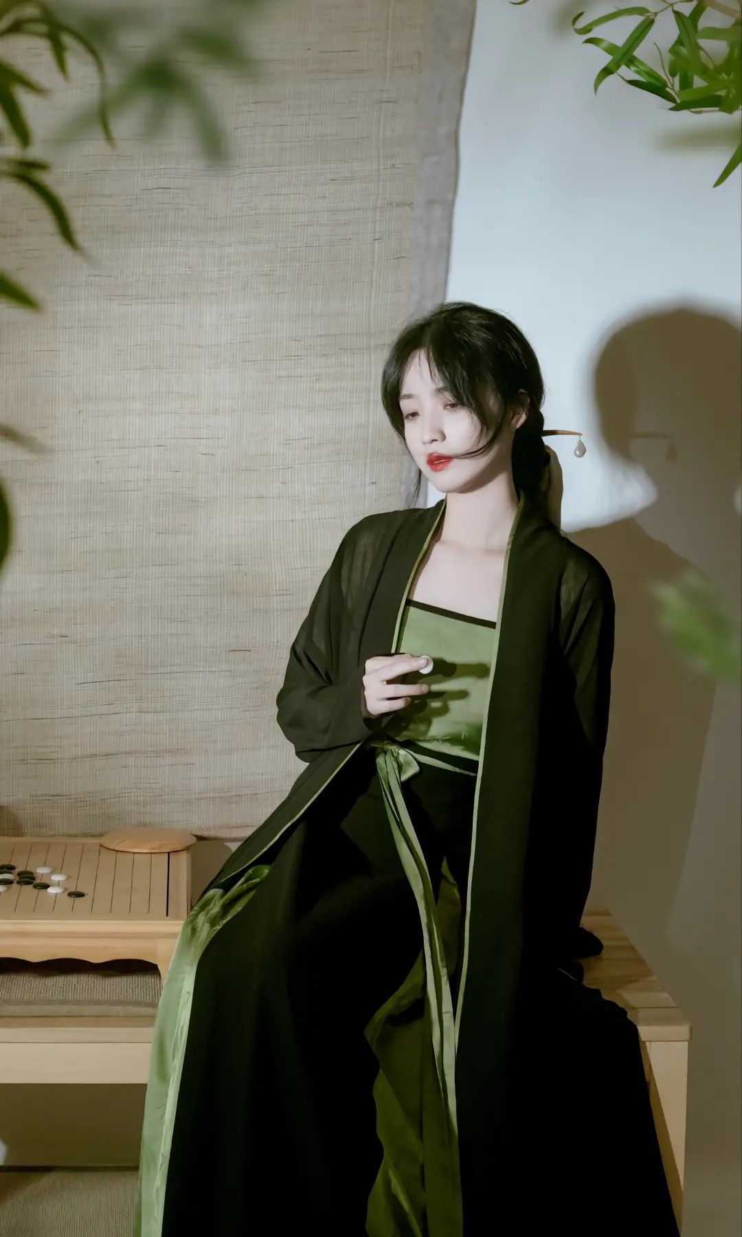 Ancient Beauty in Traditional Chinese Hanfu:A Primary Students Perspective Ancient Beauty in Traditional Chinese Hanfu:A Primary Students Perspective