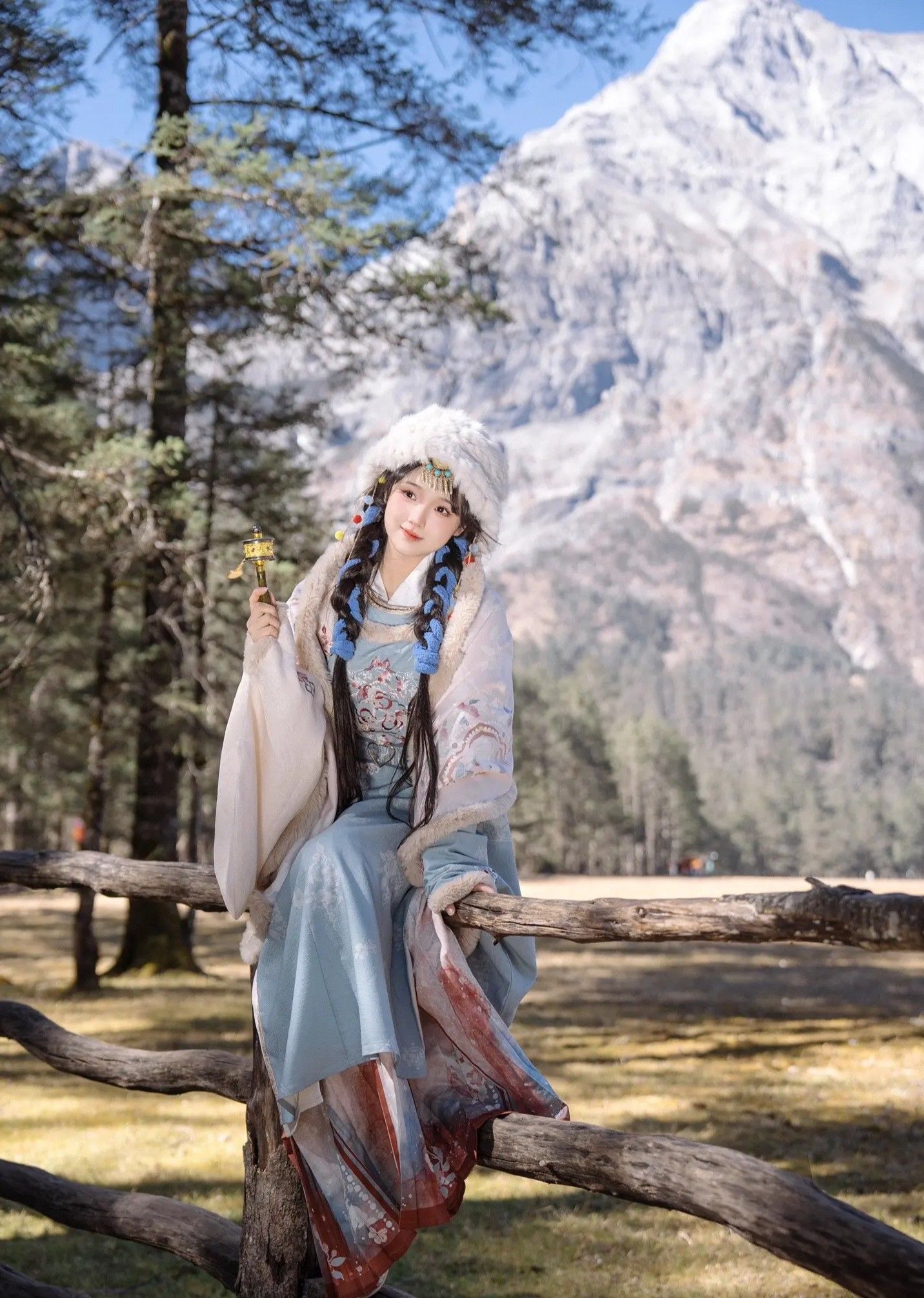Traditional Tang-Style Winter Girls Top:A Blend of Culture and Comfort Traditional Tang-Style Winter Girls Top:A Blend of Culture and Comfort